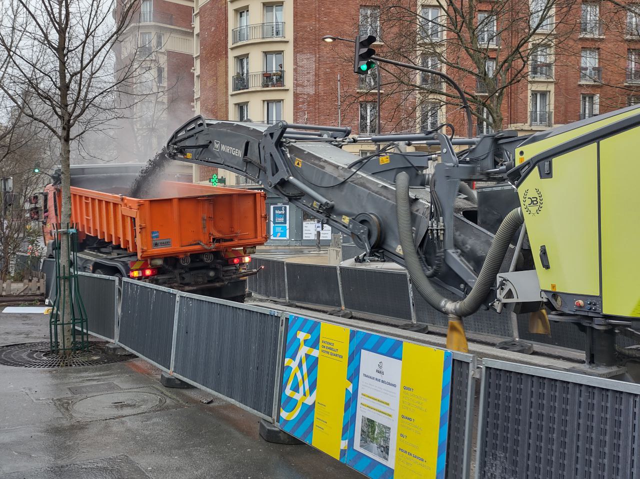 Piste cyclable rue Belgrand Mairie du 20ᵉ