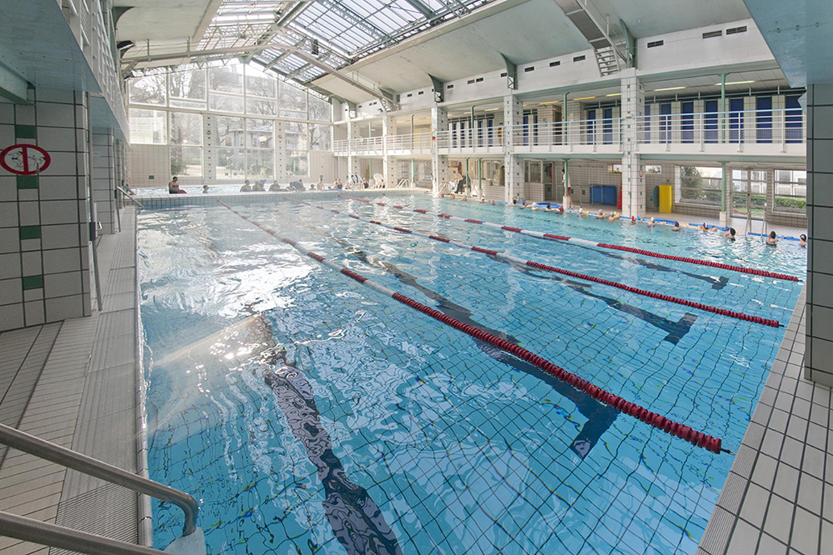 Défibrillateur piscine - La maison de la piscine