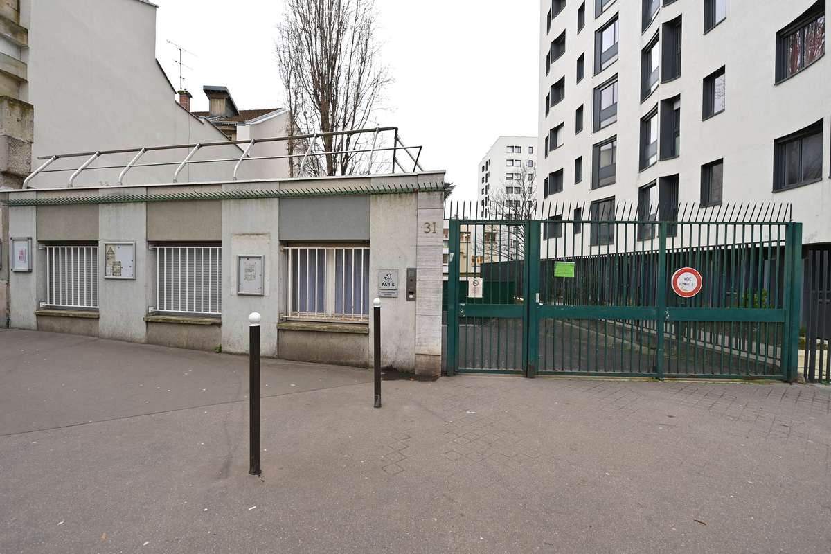 Ecole maternelle Olivier Metra (31-33) 20e
