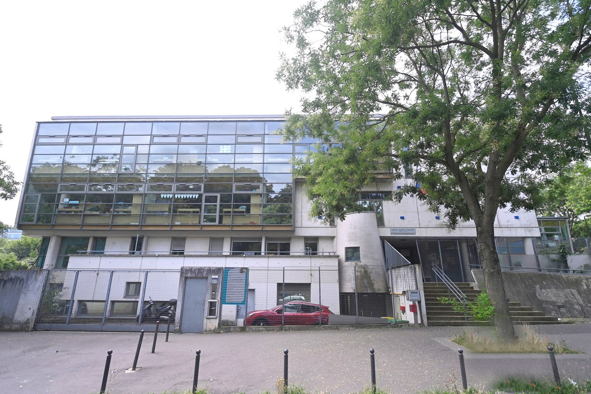 Ecole polyvalente Emile Bollaert 19e