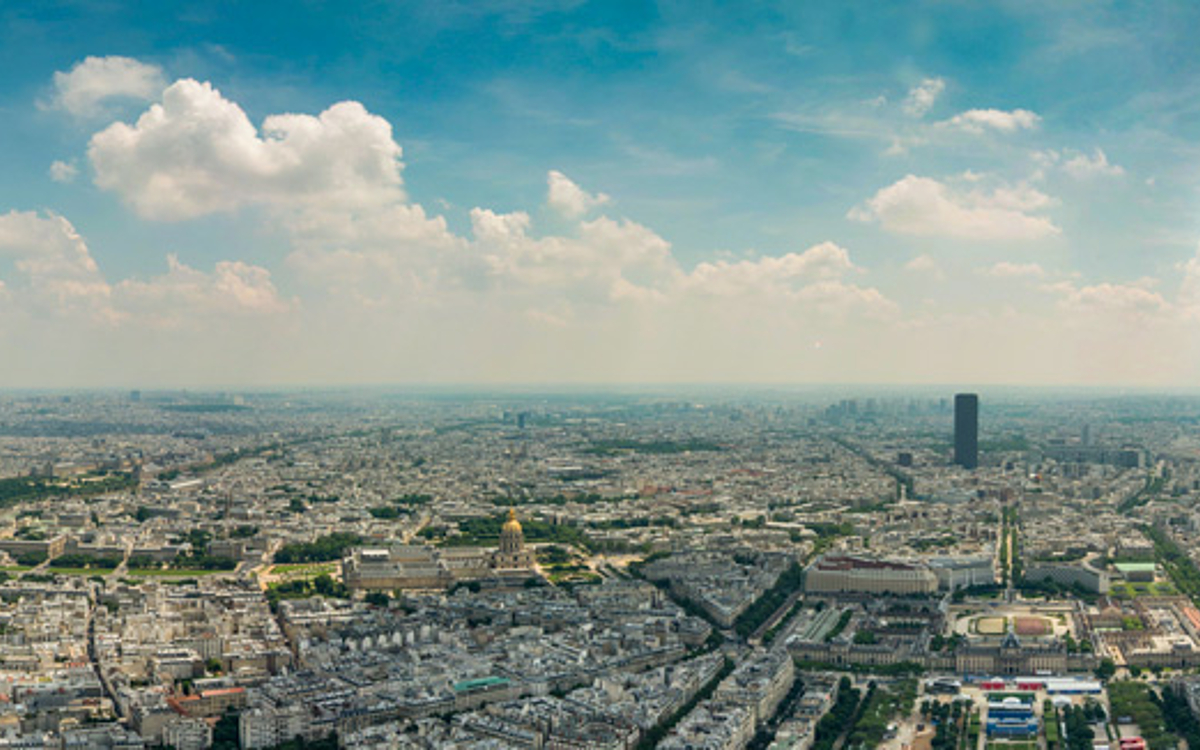 Vue Panoramique sur Paris depuis le troisième étage de la tour Eiffel