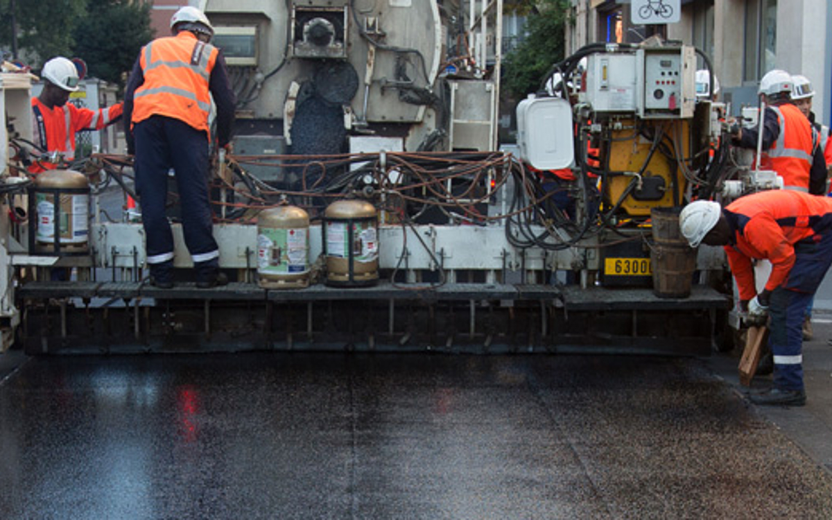 Travaux revêtement anti-bruit et anti chaleur