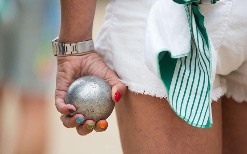 Gay Games : compétition de pétanque aux arènes de Lutèce