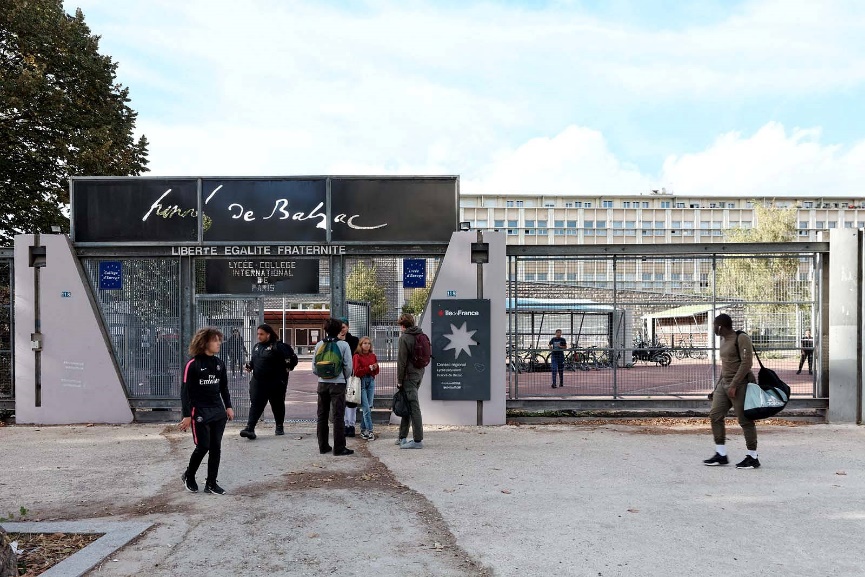 Porte de Clichy – Porte de Saint-Ouen(17e). Cité scolaire internationale Honoré de Balzac.