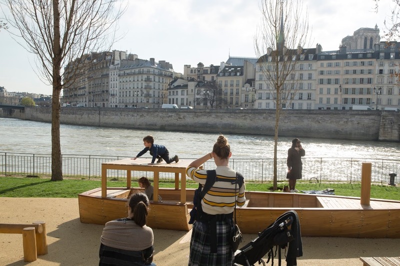 Jeux d'enfants au Parc des Rives de Seine