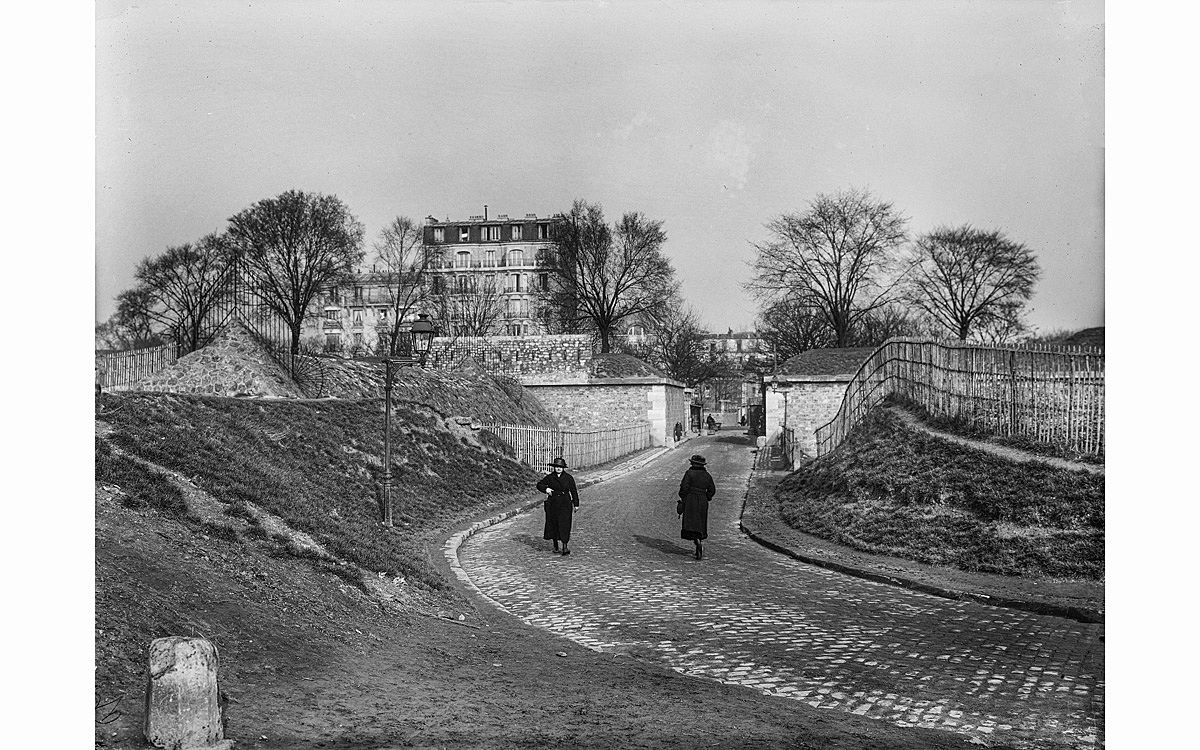 Fortifications et zone. 