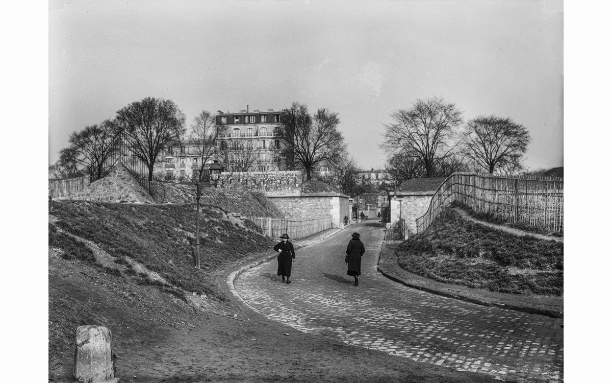 Fortifications et zone. 