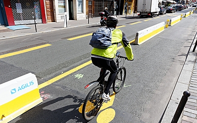 Piste cyclable rue Saint Jacques