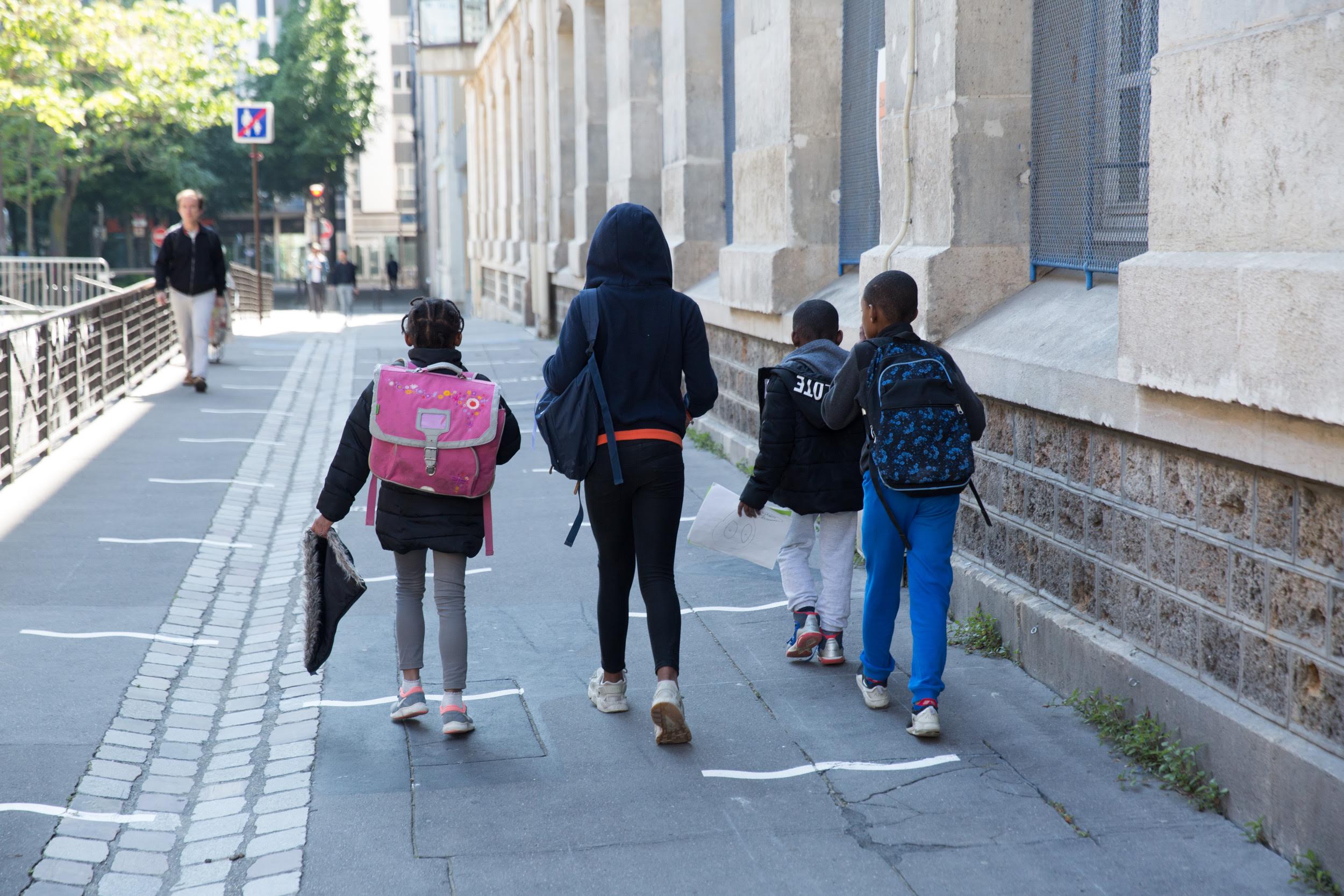 Sortie de l'Ecole élémentaire Jomard, 19e