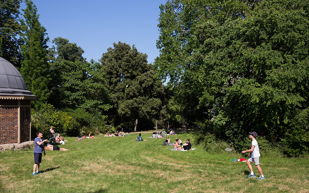 Détente au parc Montsouris