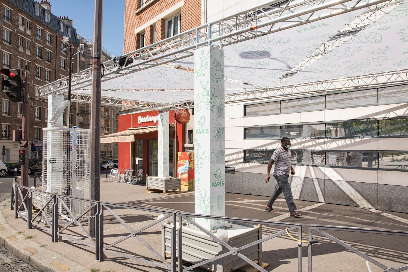 Ombriere urbaine place Jeanne d'Arc (13e)