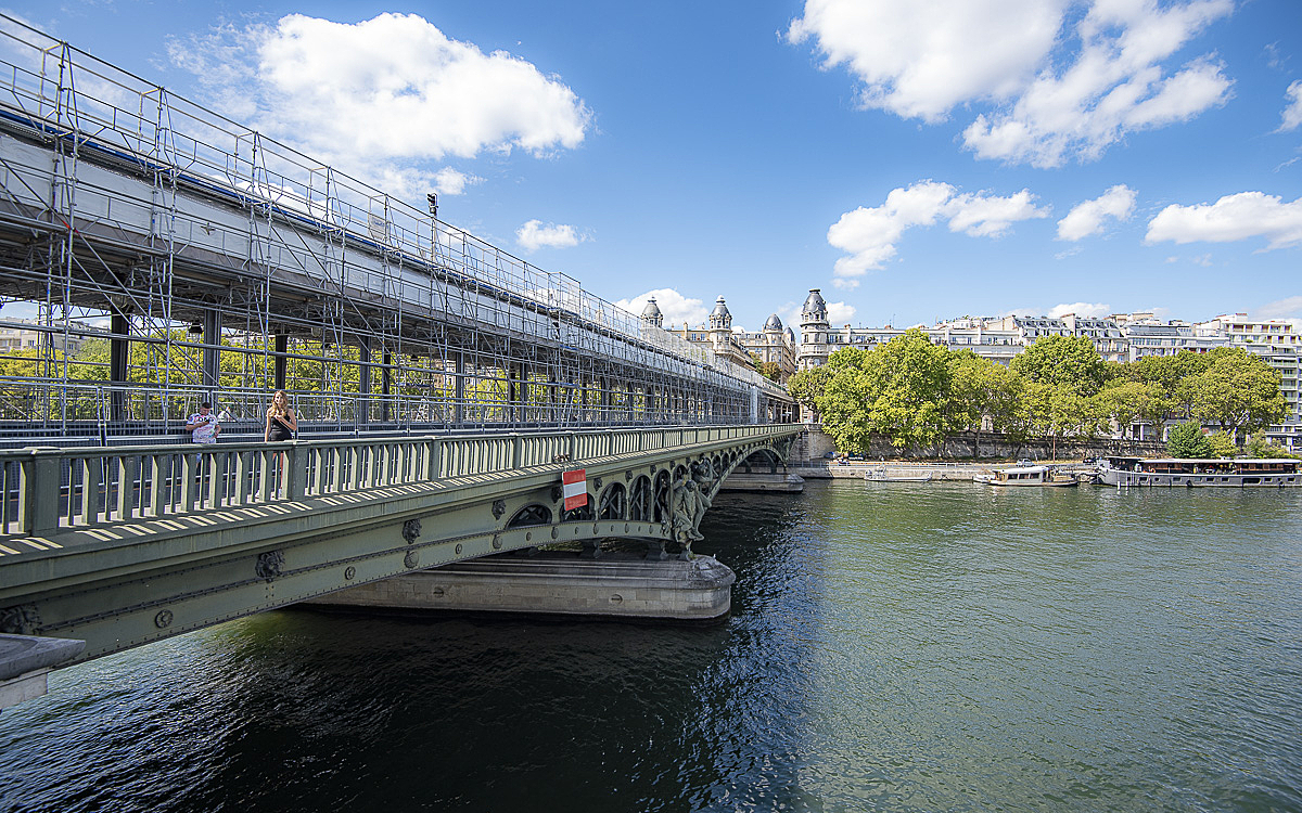 Le Pont Bir Hakeim Retrouve Une Seconde Jeunesse Cet Ville De Paris
