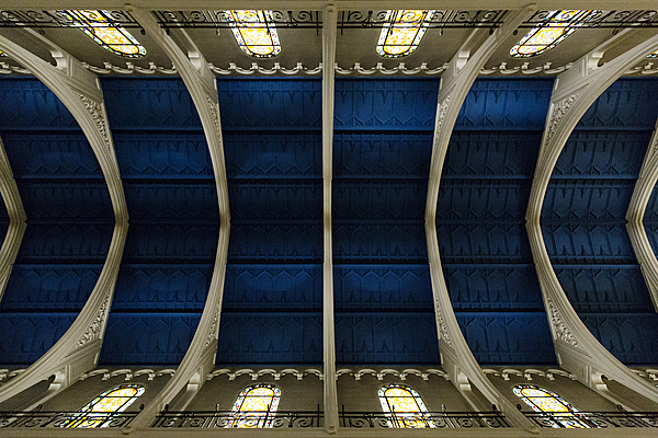 Église Saint-Honoré-d'Eylau (XVIᵉ arrondissement, armature métallique et charpente en bois, XIXᵉ siècle.
