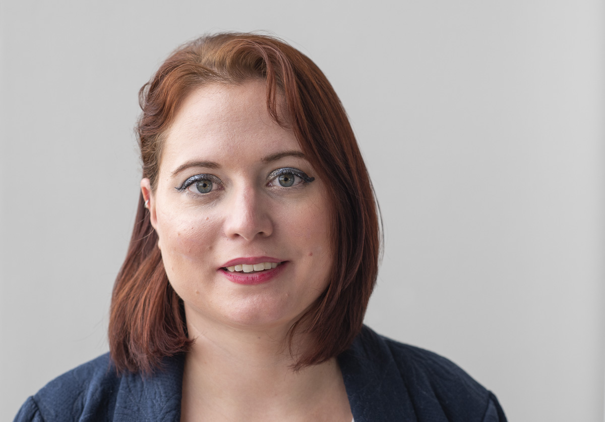 Alix Quéré, coordinatrice en charge des activités pédagogiques au Mémorial de Drancy