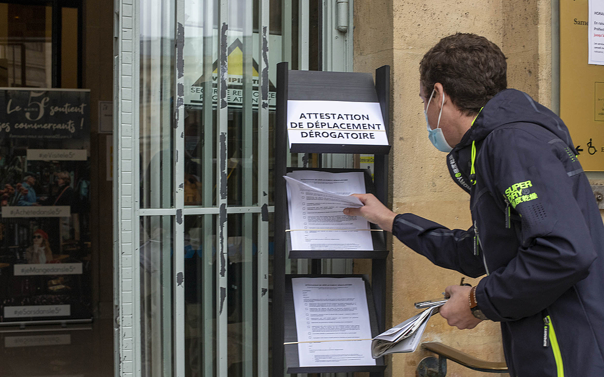 Attestations de déplacement, Paris 5e