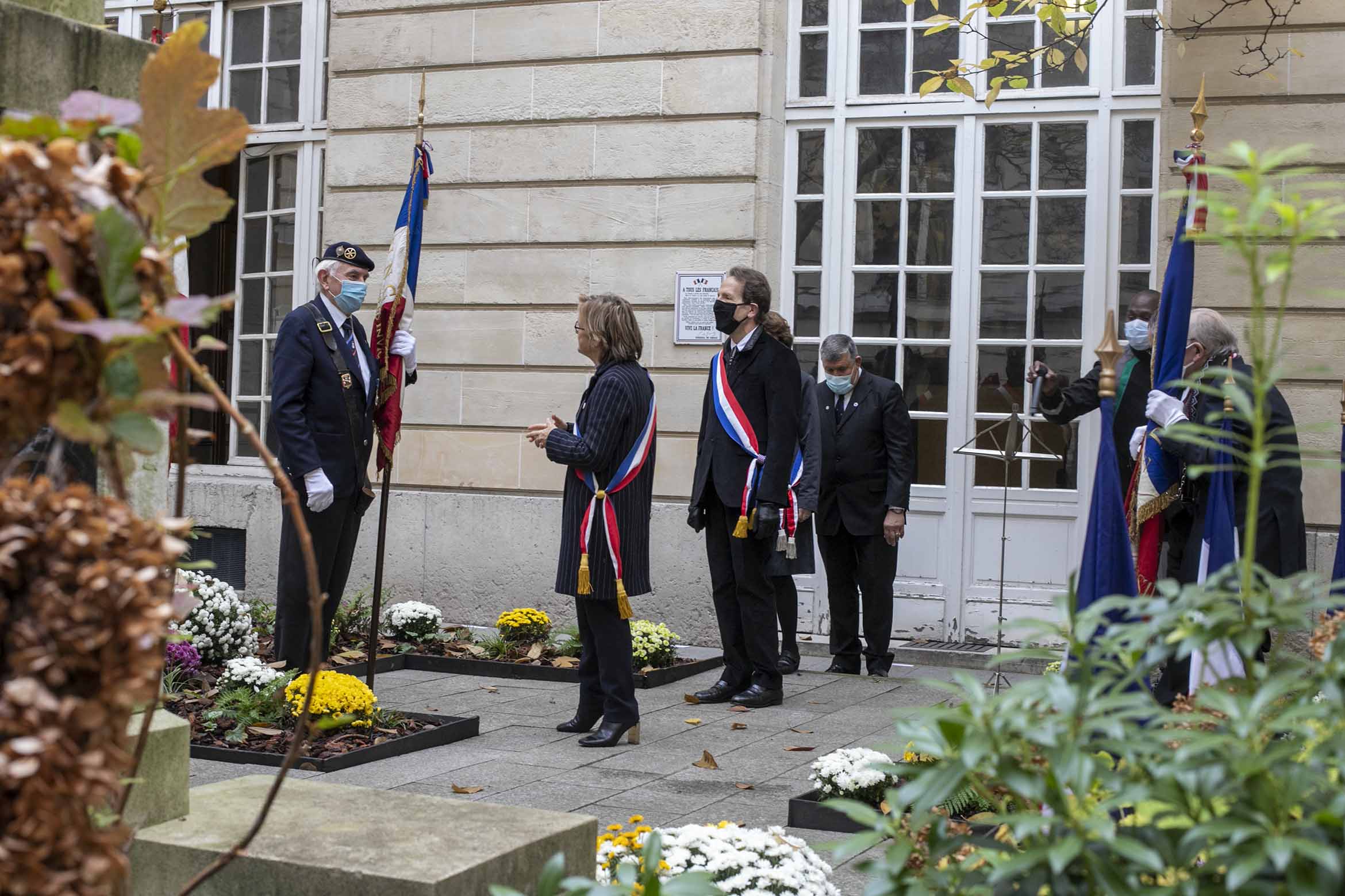 Retour sur la cérémonie du 11 novembre - Mairie du 5ᵉ