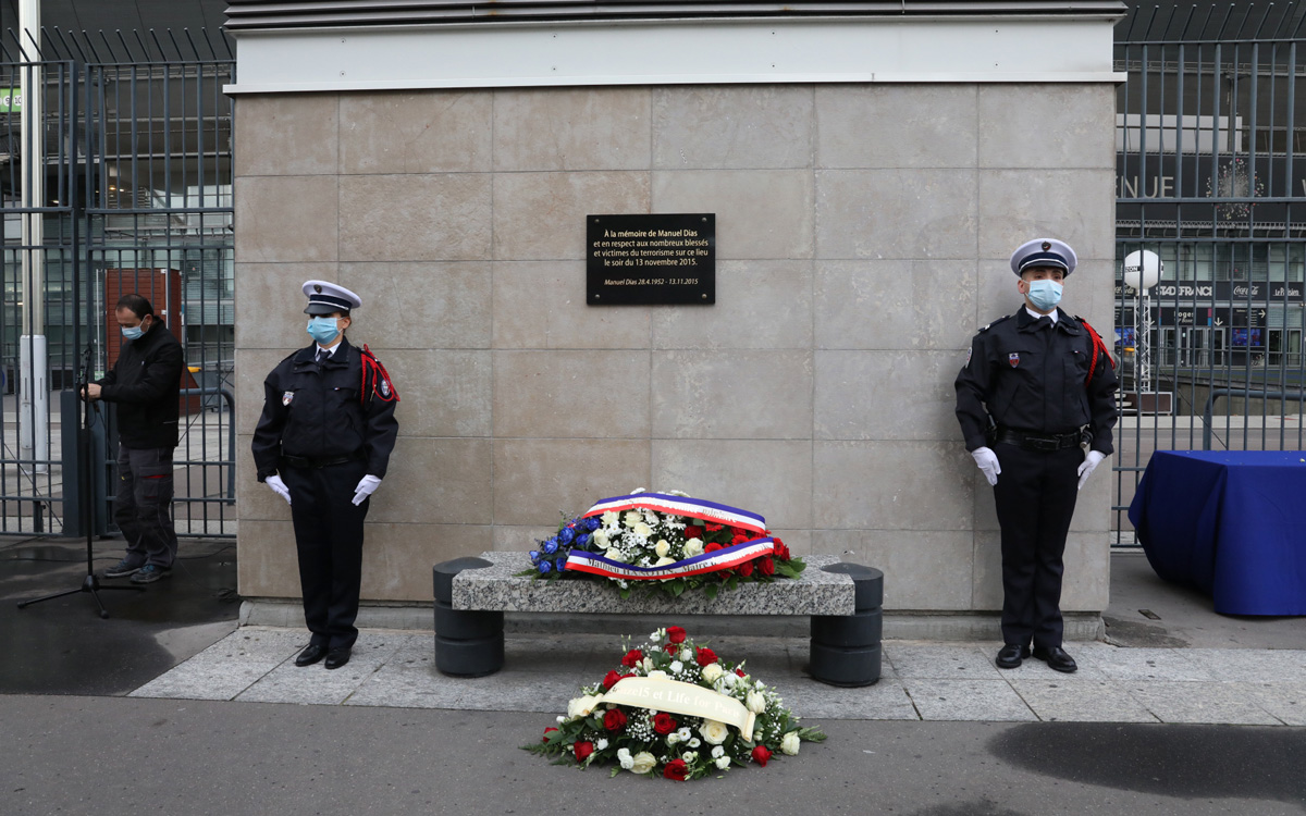 Hommage des attentats du 13 novembre 2015