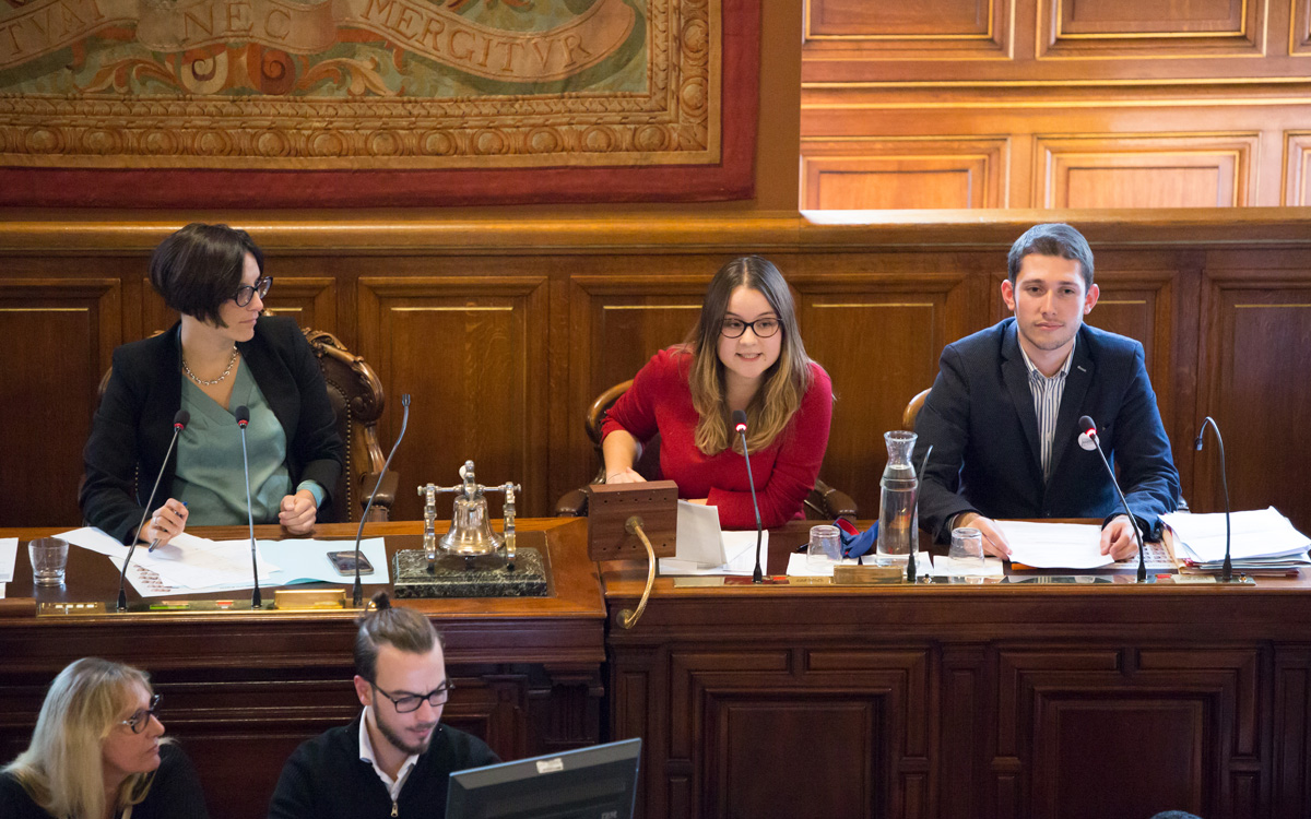 Jeunes au conseil de Paris 