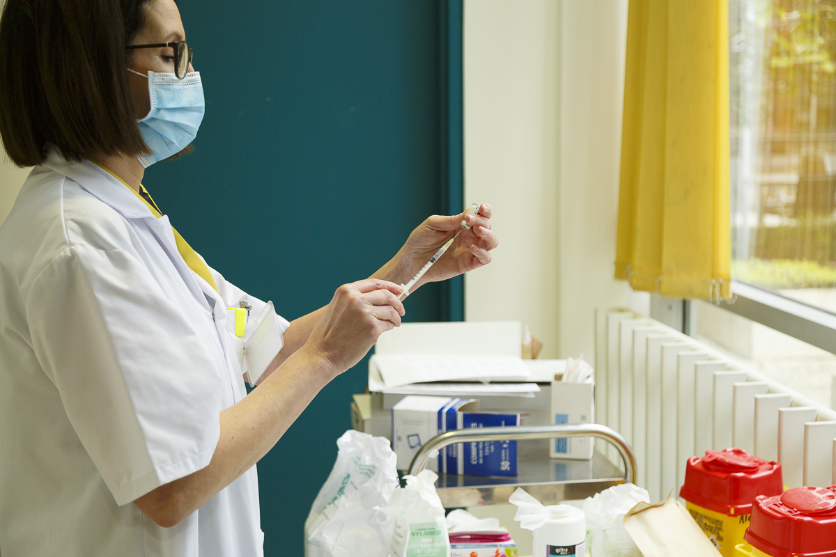 Préparation pour la vaccination avec le vaccin Pfizer et BioNTech
