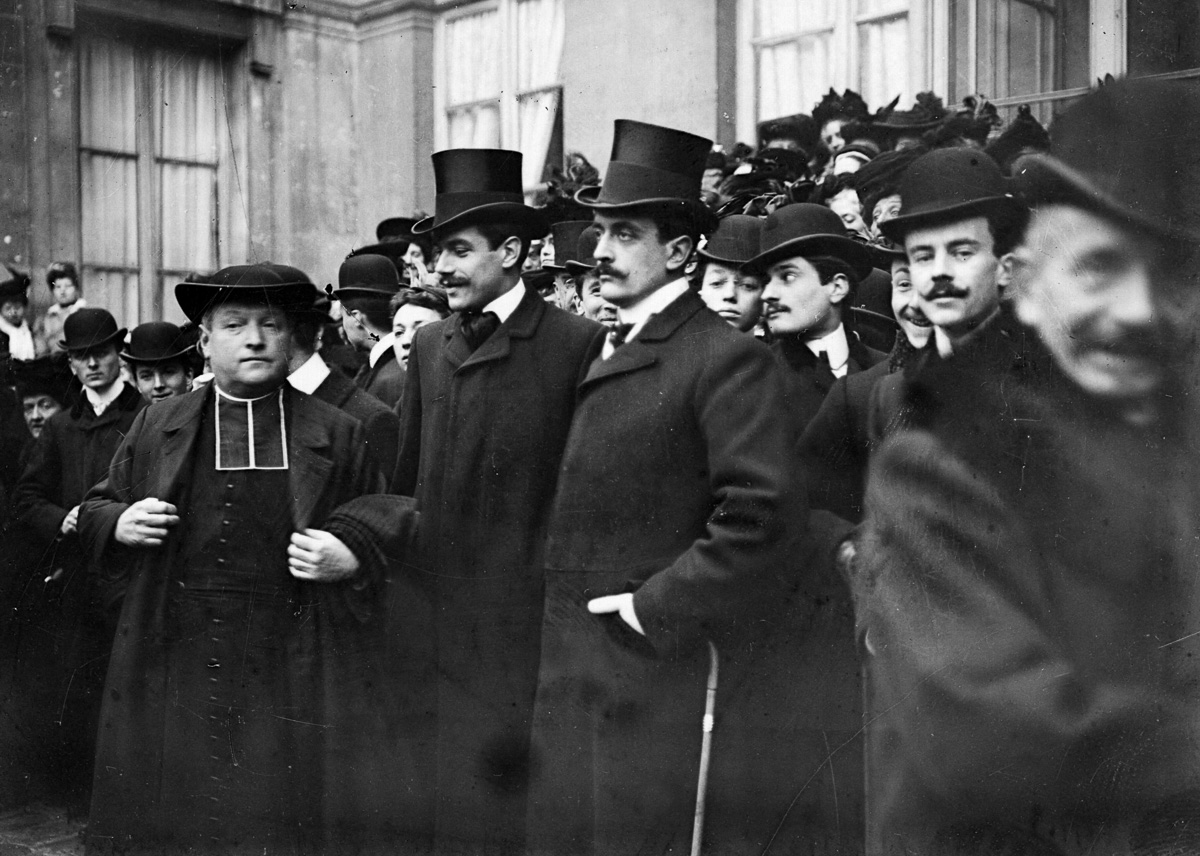 Manifestation à l’époque de la séparation de l'Eglise et de l'Etat. Paris, 1904-1905.