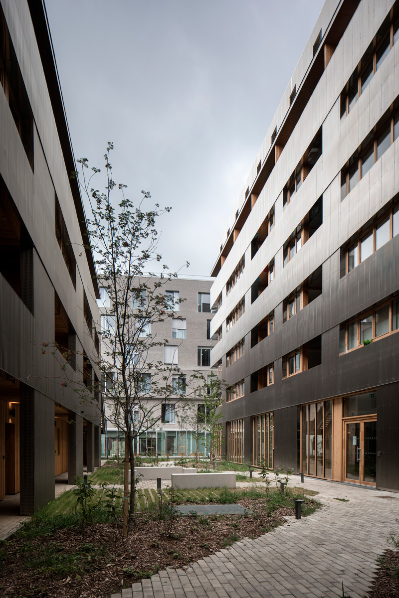 60 Rue Des Frères Flavien 75020 Paris