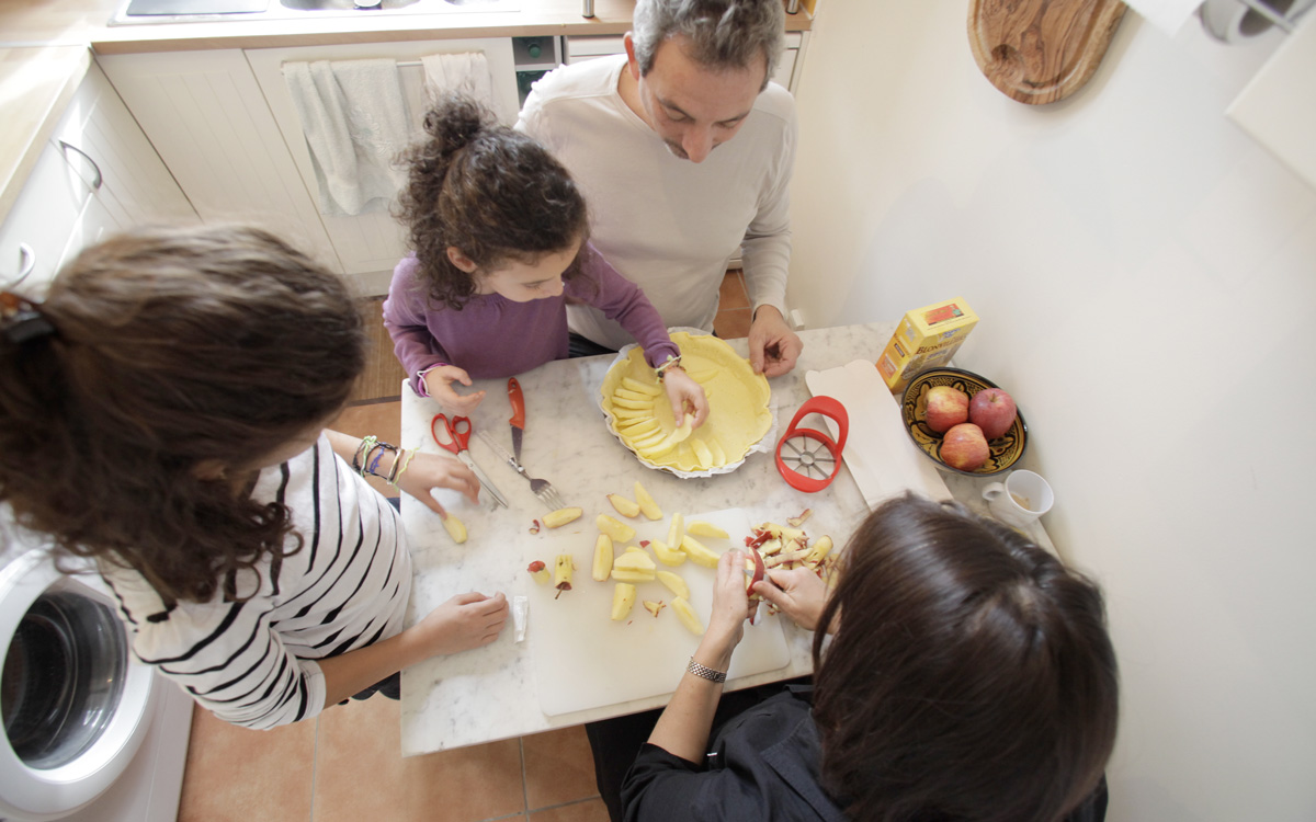 Cuisiner en famille.