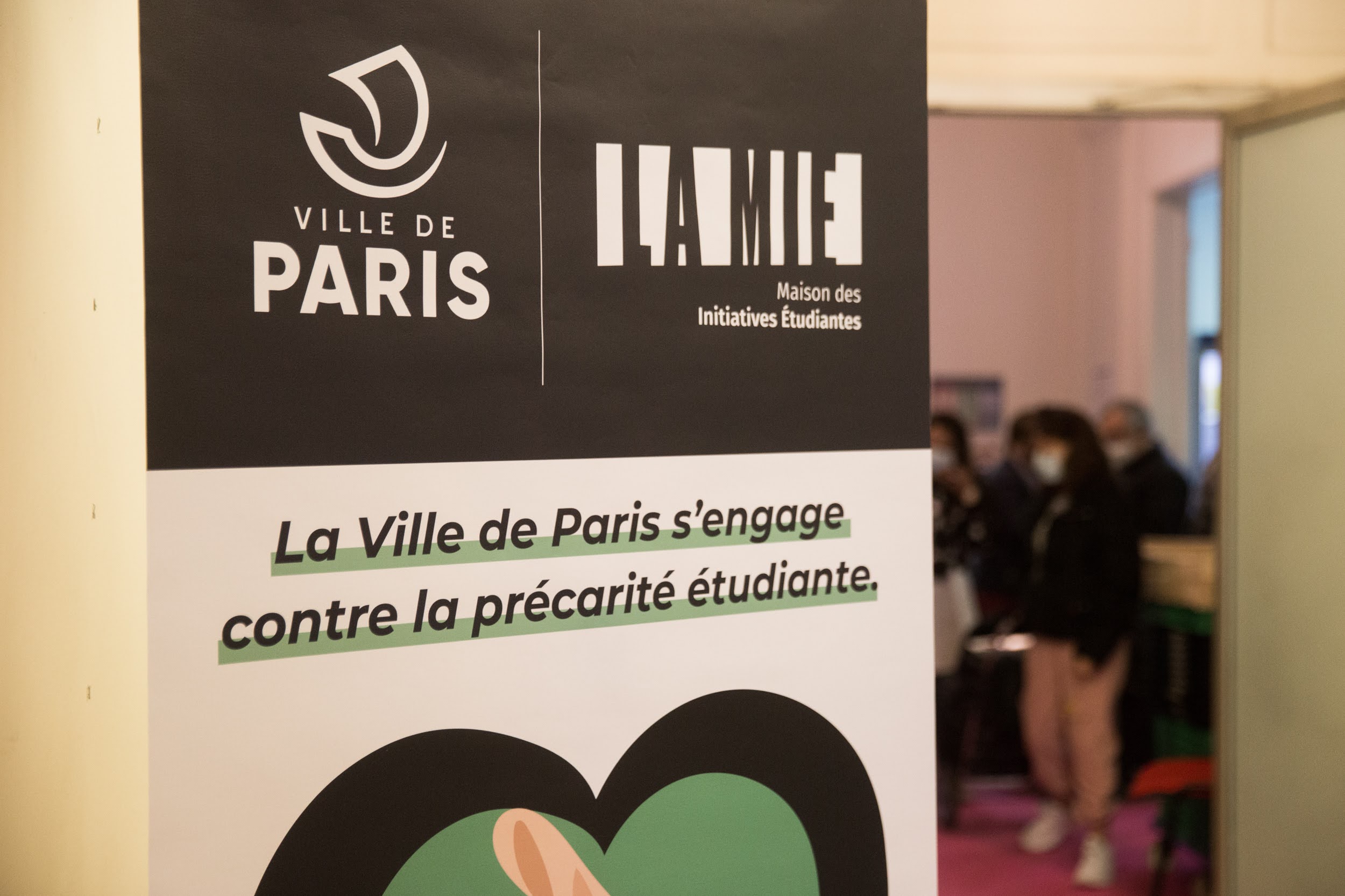 Nouvelle distribution alimentaire pour les étudiant.e.s et les séniors de plus de 64 ans, par la MIE et les restos du coeur, 9e