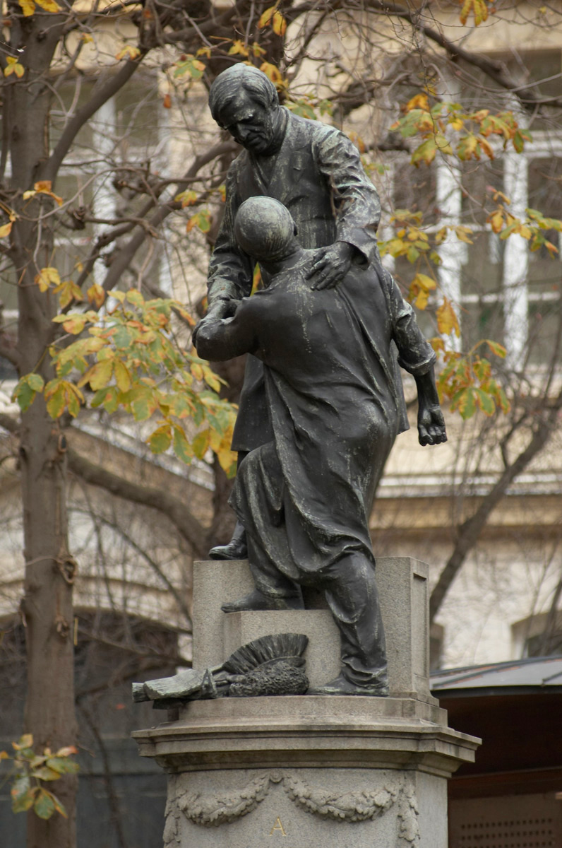 Jean Leclaire, Bronze de Aimé-Jules Dalou (1838-1902), sculpteur, Jean-Camille Formigé (1845-1926), architecte
