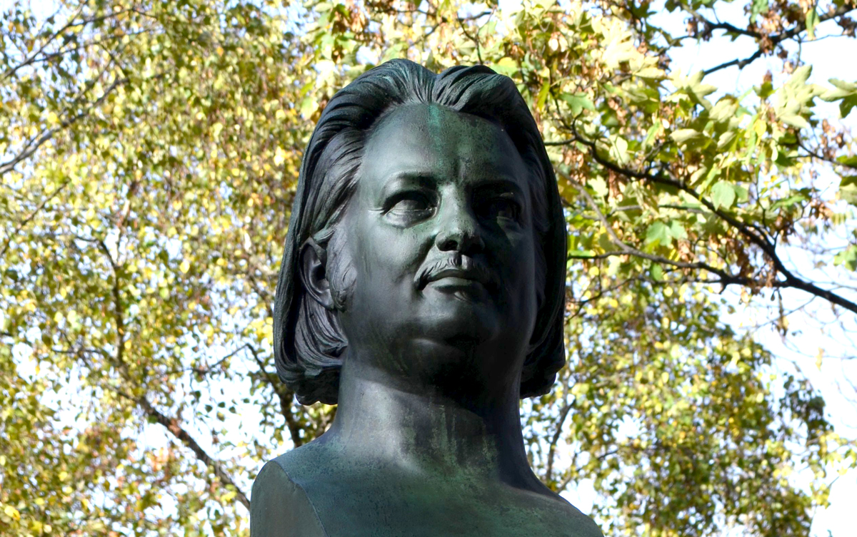 Buste en bronze de Balzac