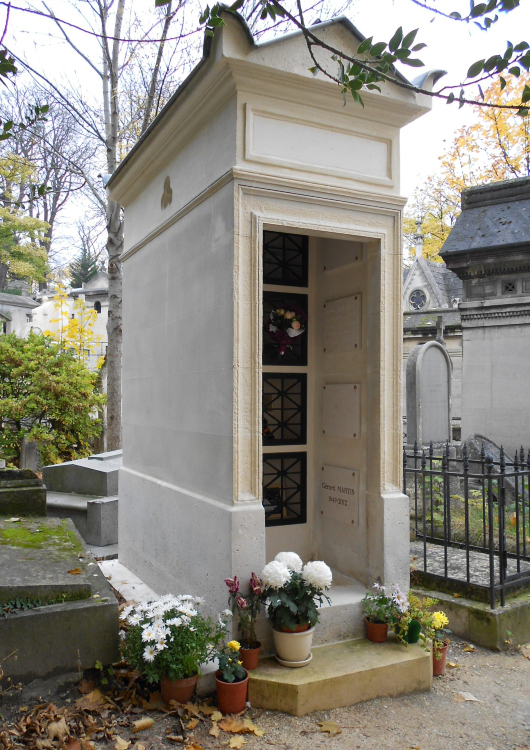 Chapelle cinéraire à quatre urnes