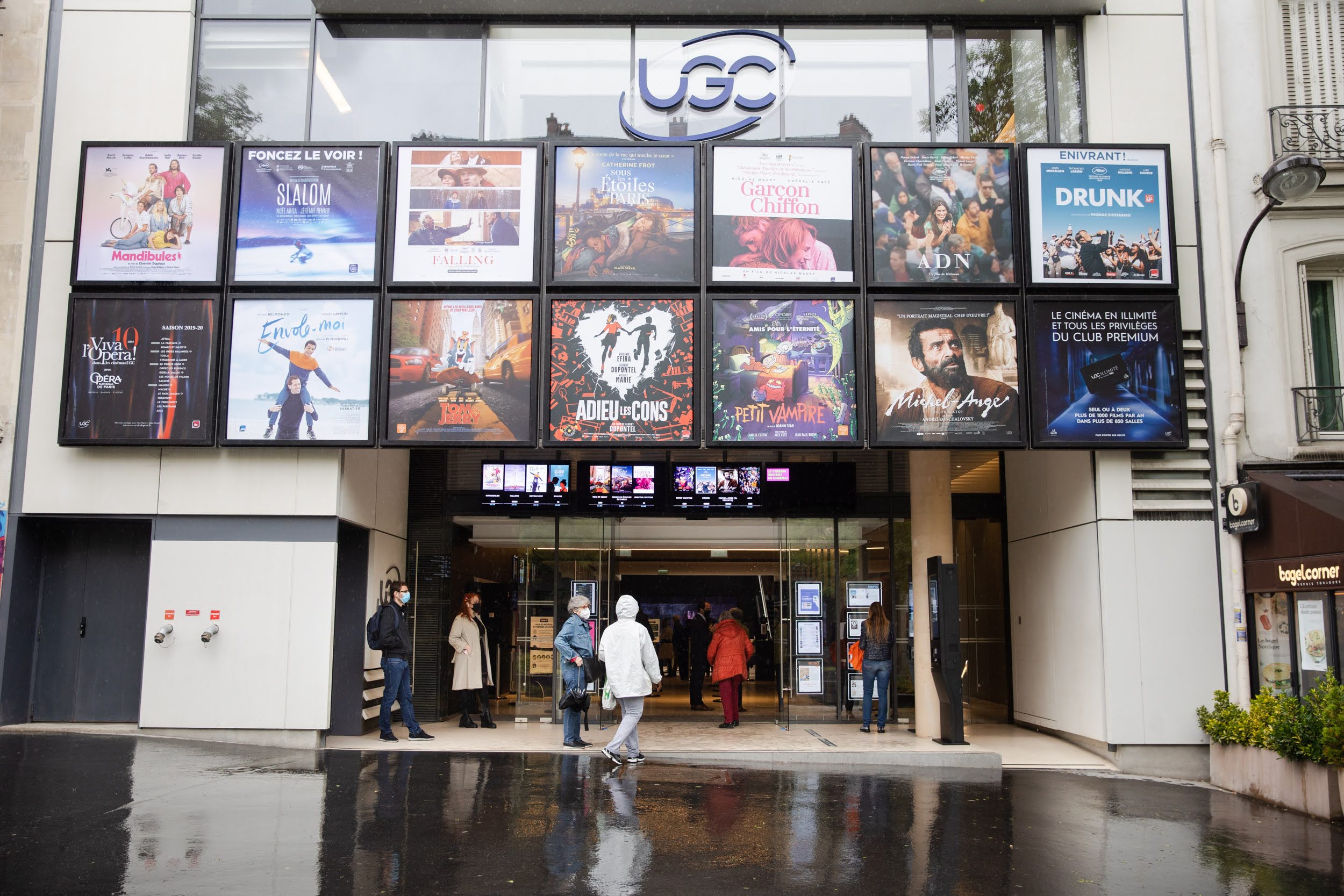 Apertura de cines.