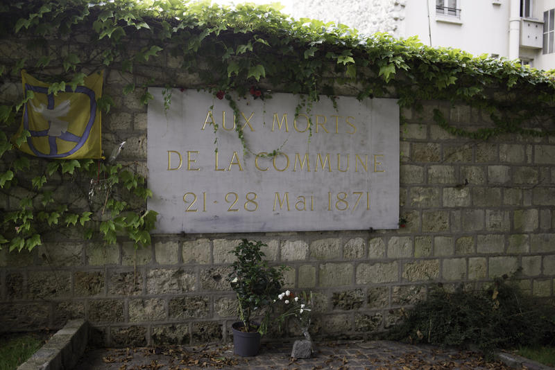 Stèle dédiée aux morts de la Commune de 1871