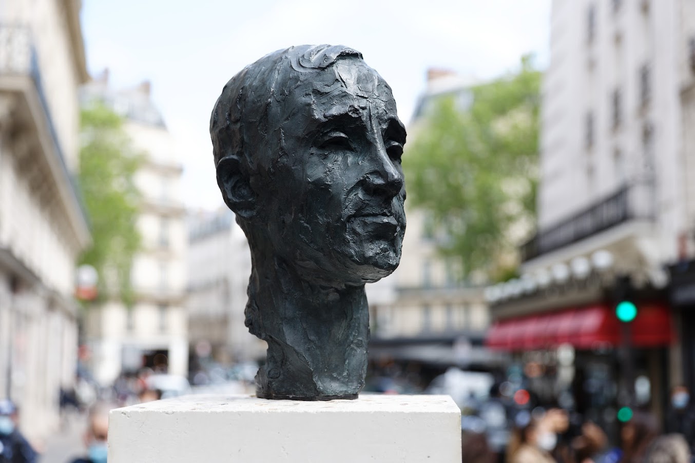 Inauguration du buste de Charles Aznavour