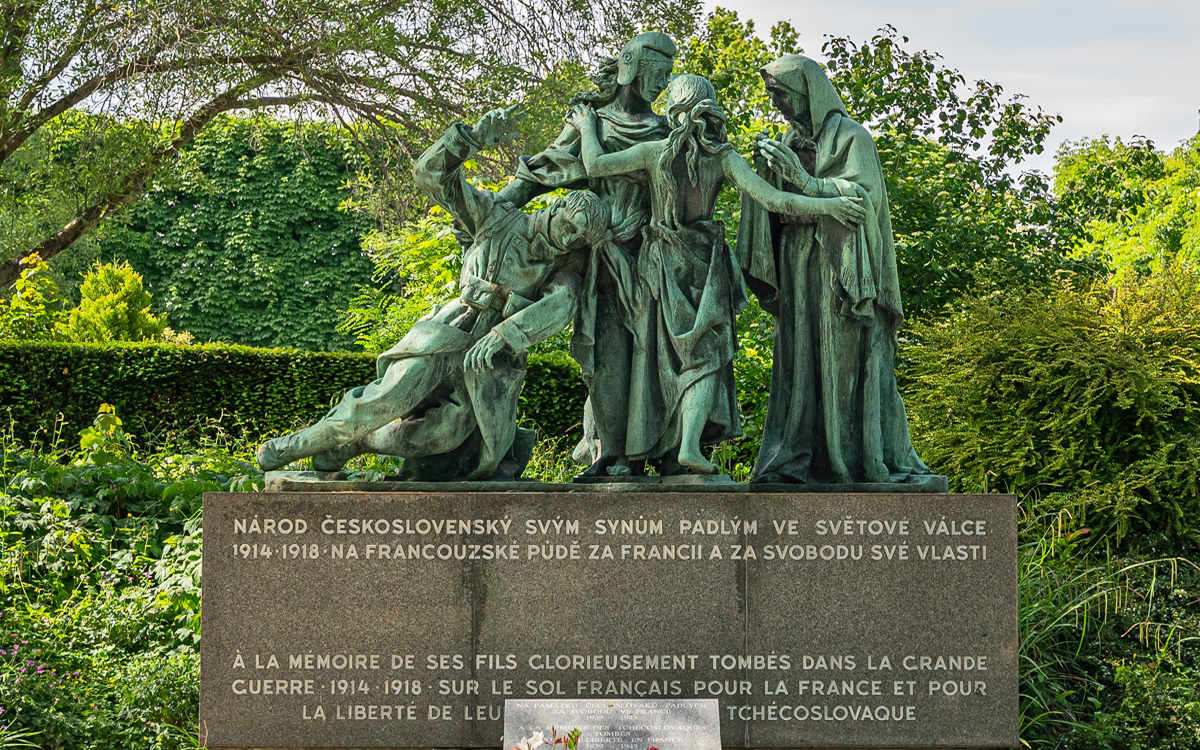 Aux soldats tchécoslovaques, 1914-1918 et 1939-1945