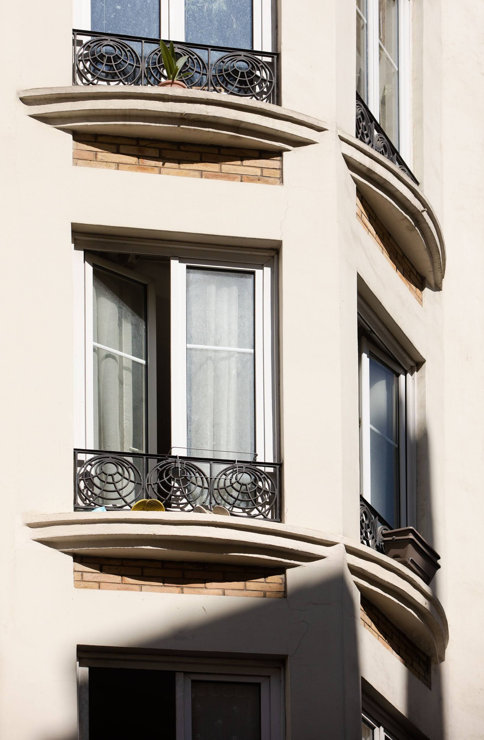 Immeuble HBM avec structure en béton armé apparente, au 7 rue de Trétaigne à Paris 18e, 1903-1904