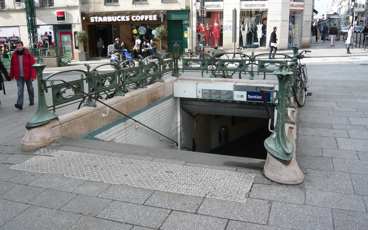 Station Métro Sentier