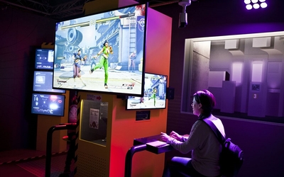 Exposition permanente E-lab, espace jeux vidéo à la Cité des sciences et de l’industrie
