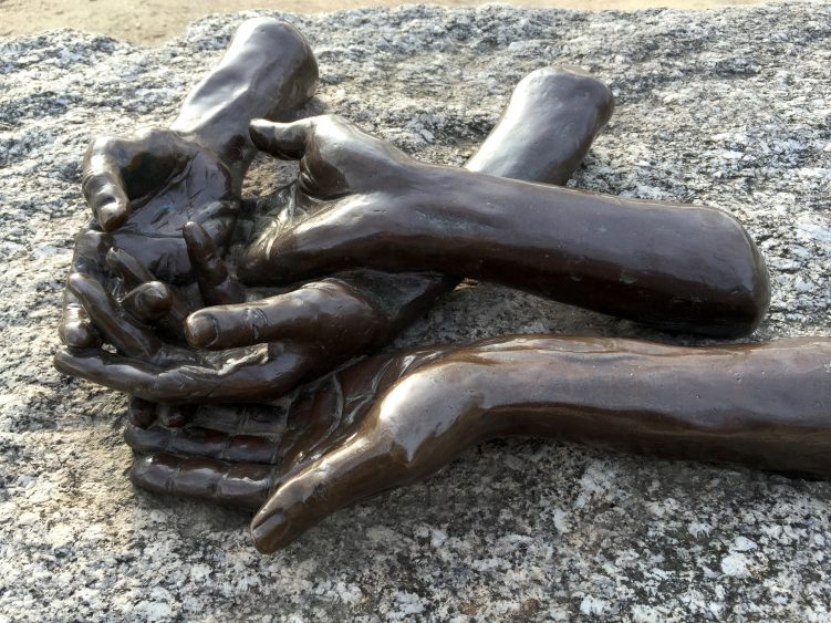LOUISE BOURGEOIS, THE WELCOMING HANDS, BRONZE, 1996