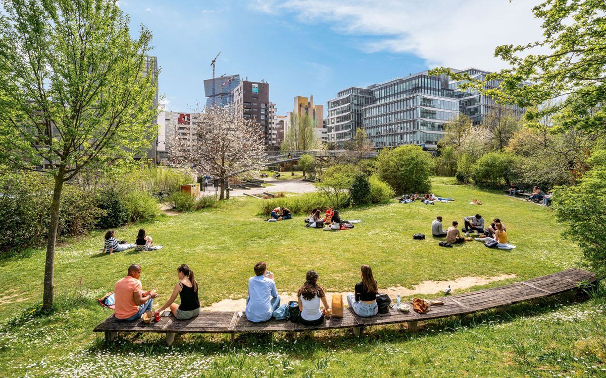 pique-nique au jardins des Grands Moulins - Abbé Pierre