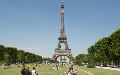 Tour Eiffel/ Champ de Mars