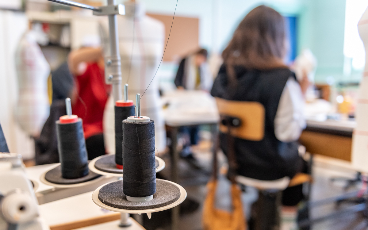 Etablissement Belleville des Cours d Adultes-Cours de couture