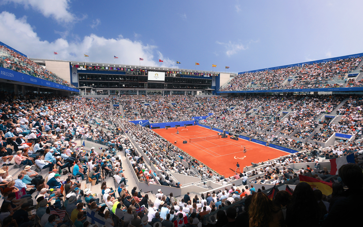 The seated volleyball and wheelchair tennis events will be held at the Stade Roland-Garros (non-contractual visual).