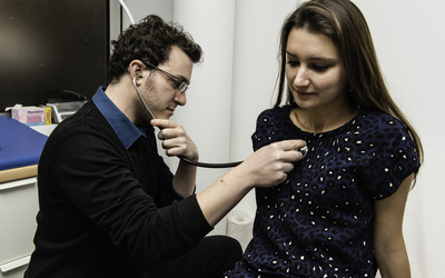 Santé des femmes : Paris agit pour le cœur des Parisiennes