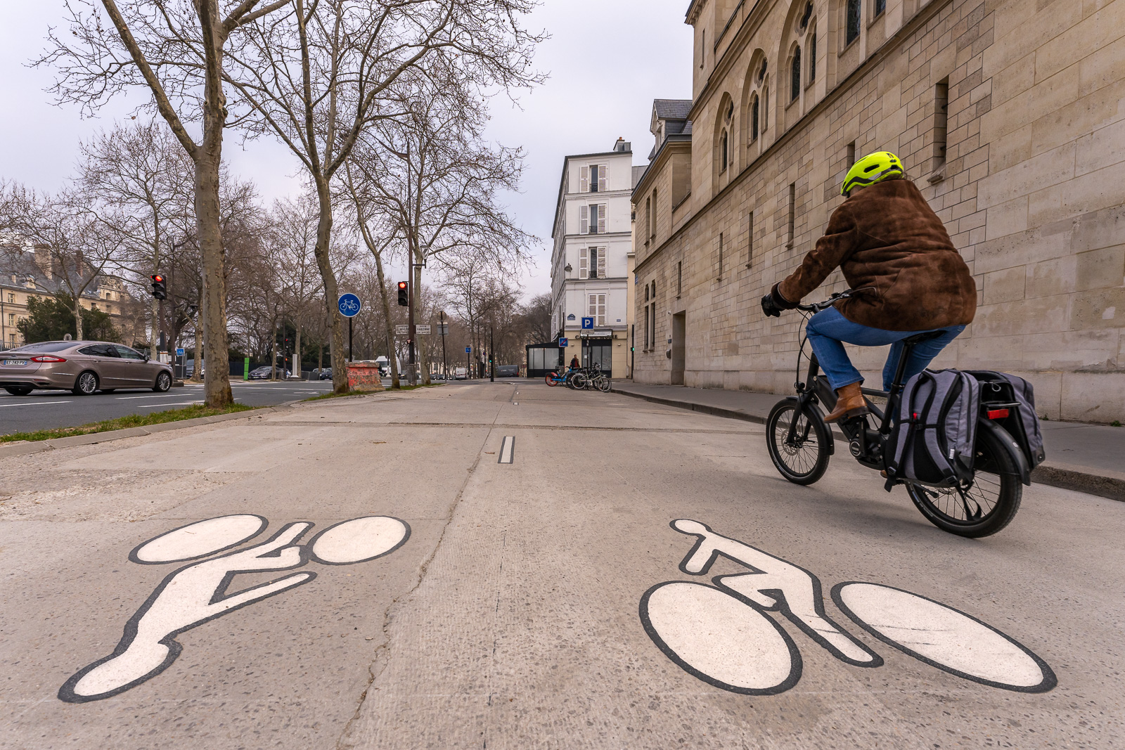 Piste cyclable Boulevard des Invalides