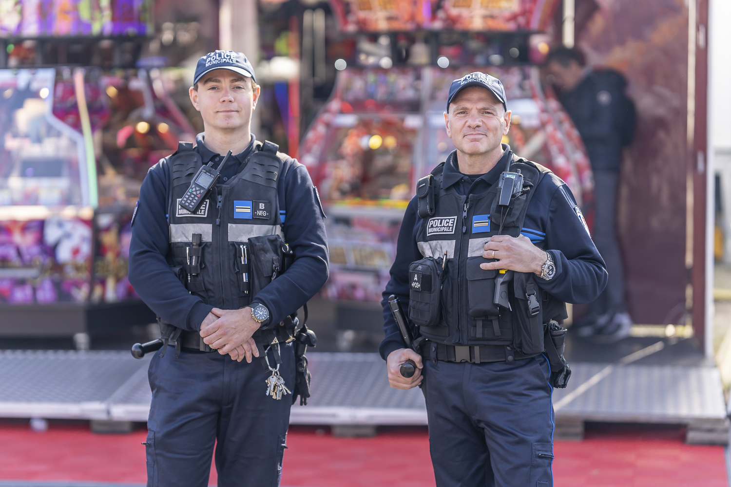 Loic (à gauche) et Patrick, policier municipaux, déployés sur la Foire du Trône