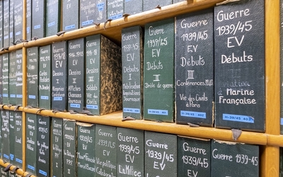 Les fameuses boites d'archives thématiques de l'agence Roger-Viollet