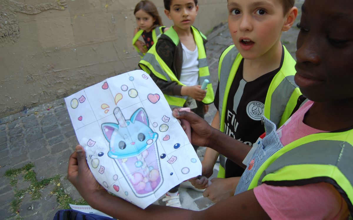 Dessin de préparation pour dessiner sur les marches 