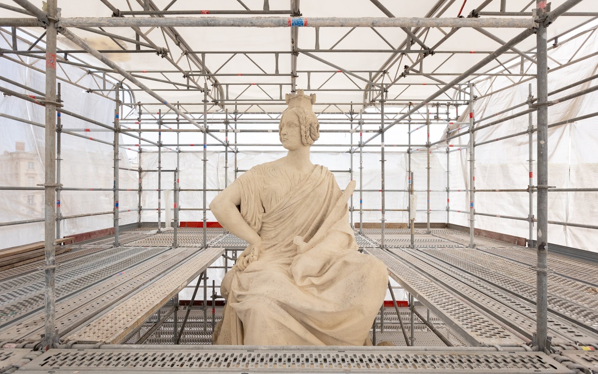 Restauration des guérites et sculptures de la place de la Concorde 