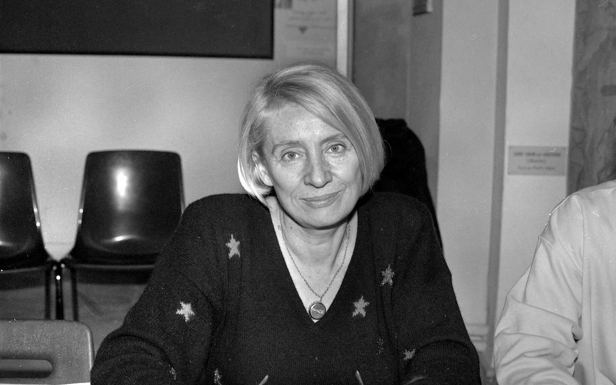Françoise Mallet-Joris (née Françoise Lilar, 1930-2016), femme de lettres belge. Vente du Pen-Club, décembre 1985.