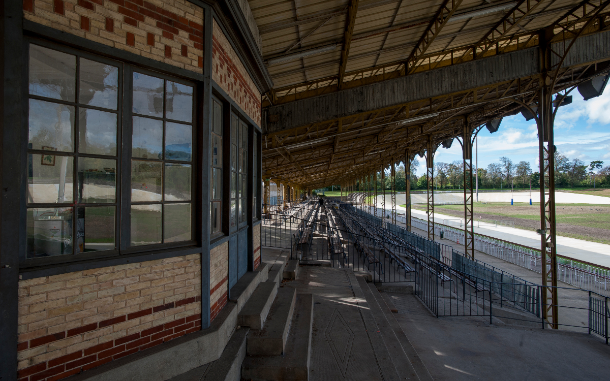 Vélodrome Jacques Anquetil, la cipale au bois de Vincennes.